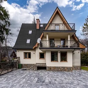 7 Folk & Modern , Zakopane Lengyelország