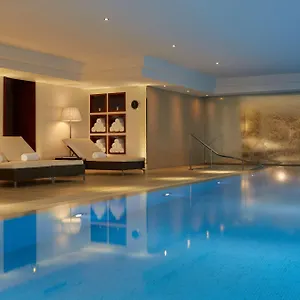 ***** Hotel Majestic - Champs Elysees França